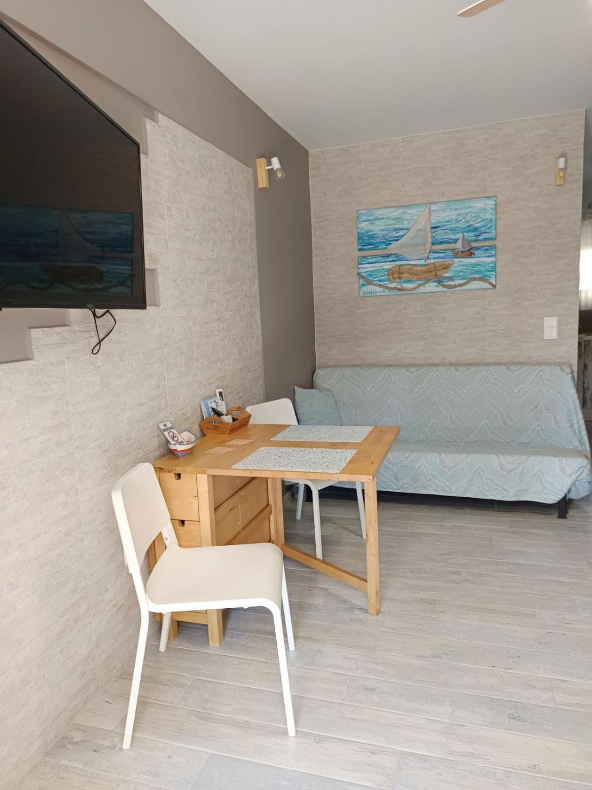 Island Mood Studio Pórto Ráfti Eksteriør billede